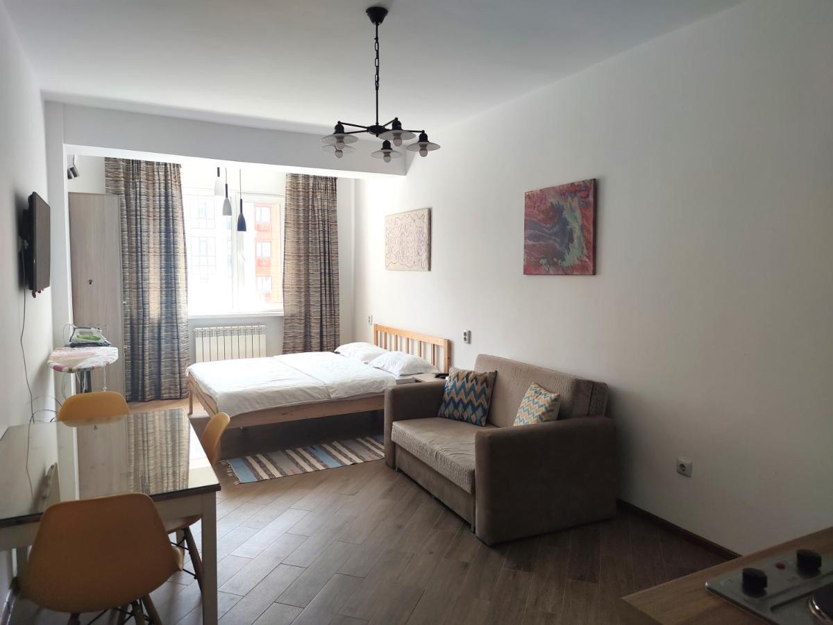 Loftik Apartments Shevchenko Street อัลมาตี ภายนอก รูปภาพ