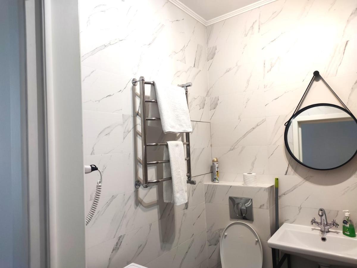 Loftik Apartments Shevchenko Street อัลมาตี ภายนอก รูปภาพ