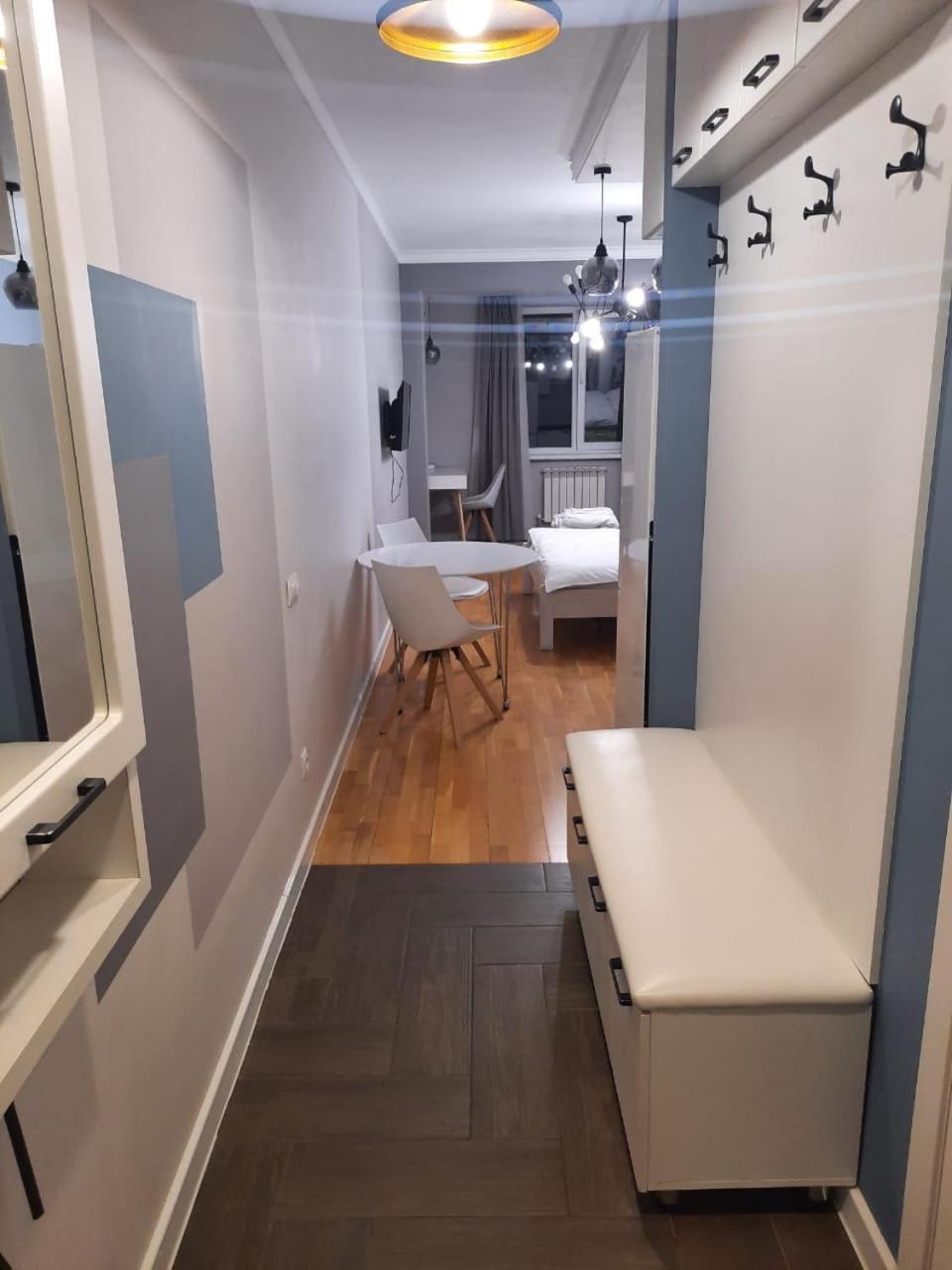 Loftik Apartments Shevchenko Street อัลมาตี ภายนอก รูปภาพ